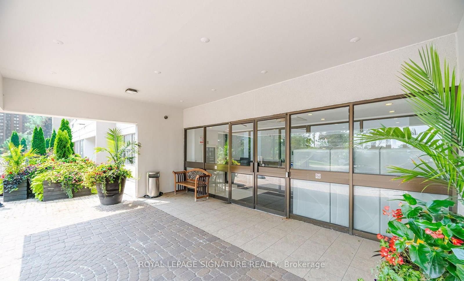 1580 Mississauga Valley Boulevard, Unit 906 thumbnail 23