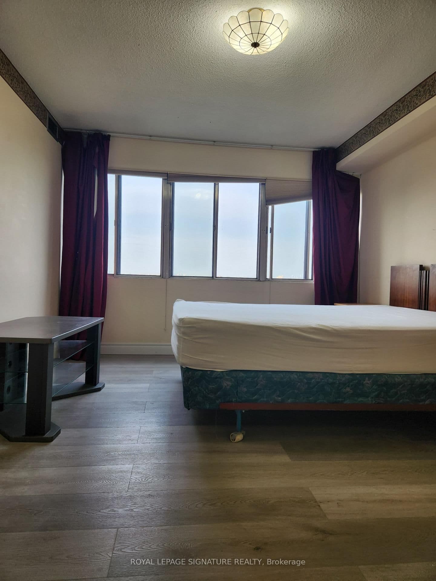 1580 Mississauga Valley Boulevard, Unit 906 thumbnail 6