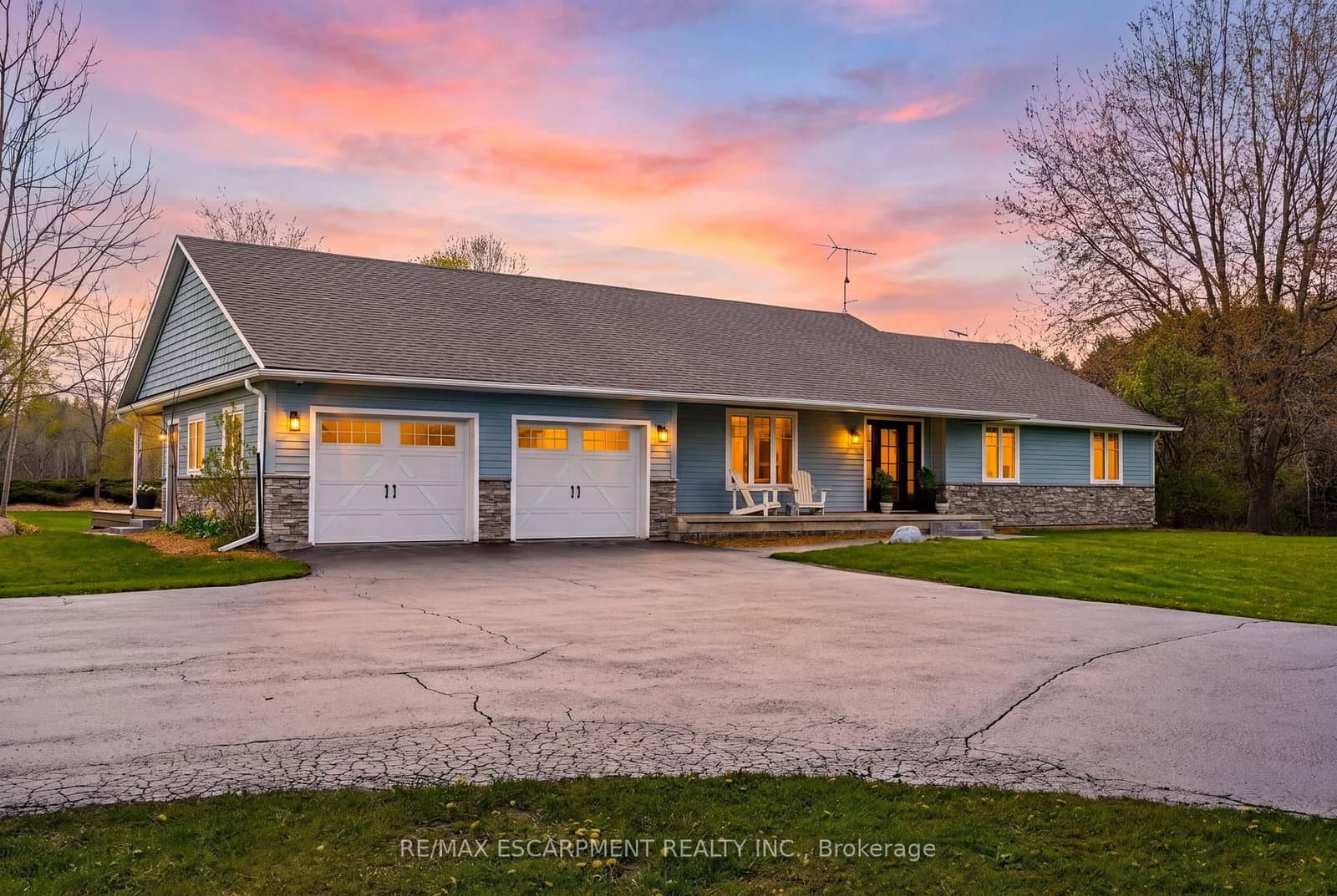 7196 McNiven Road - Image 1