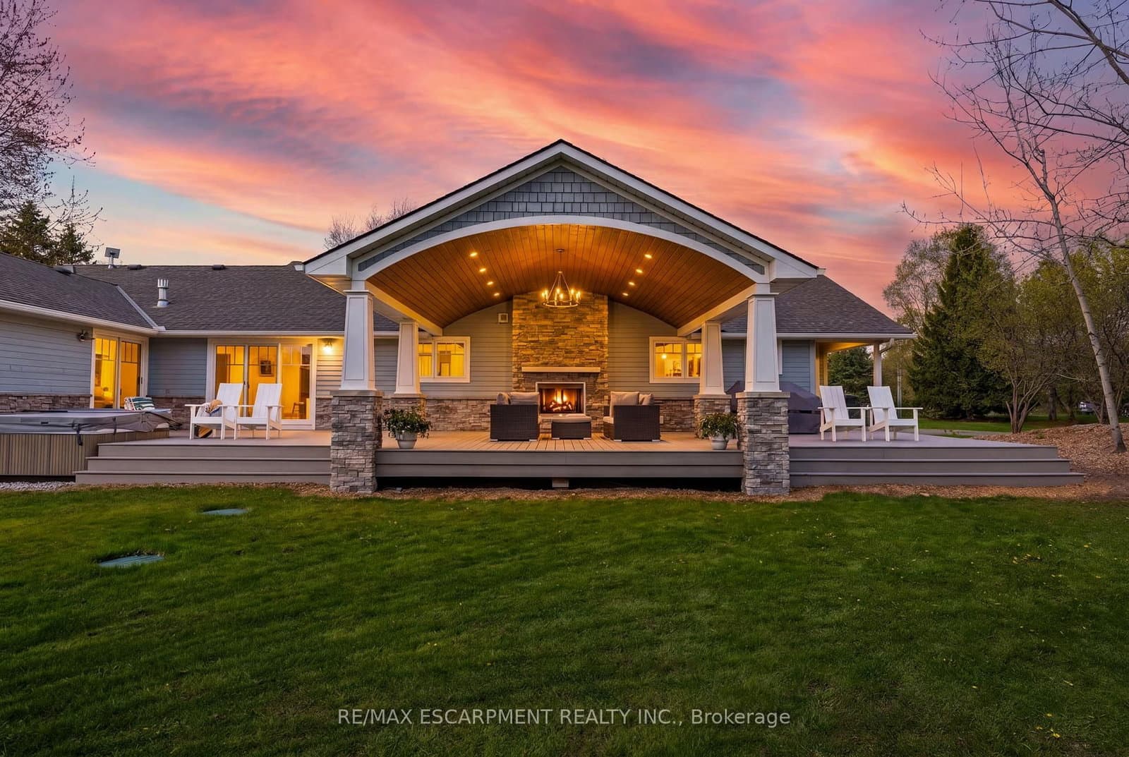 7196 McNiven Road thumbnail 2
