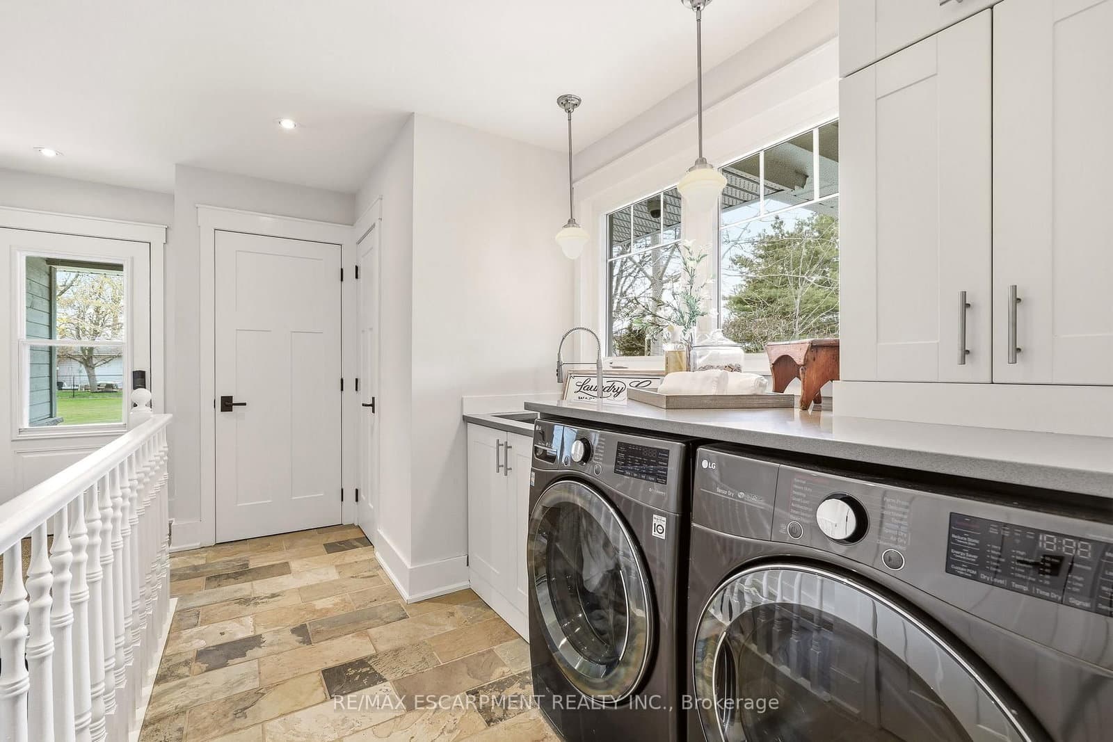 7196 McNiven Road thumbnail 26