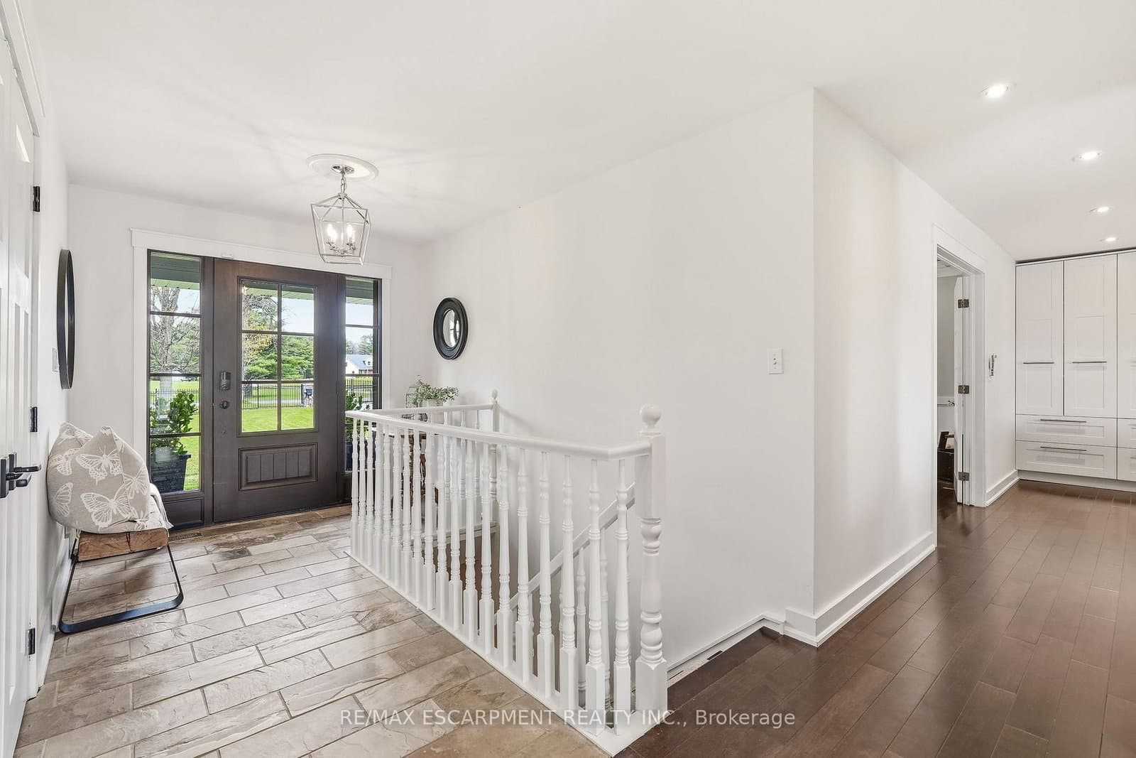 7196 McNiven Road thumbnail 5