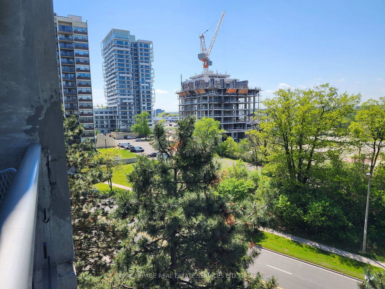 20 Speers Road, Unit 605 thumbnail 33