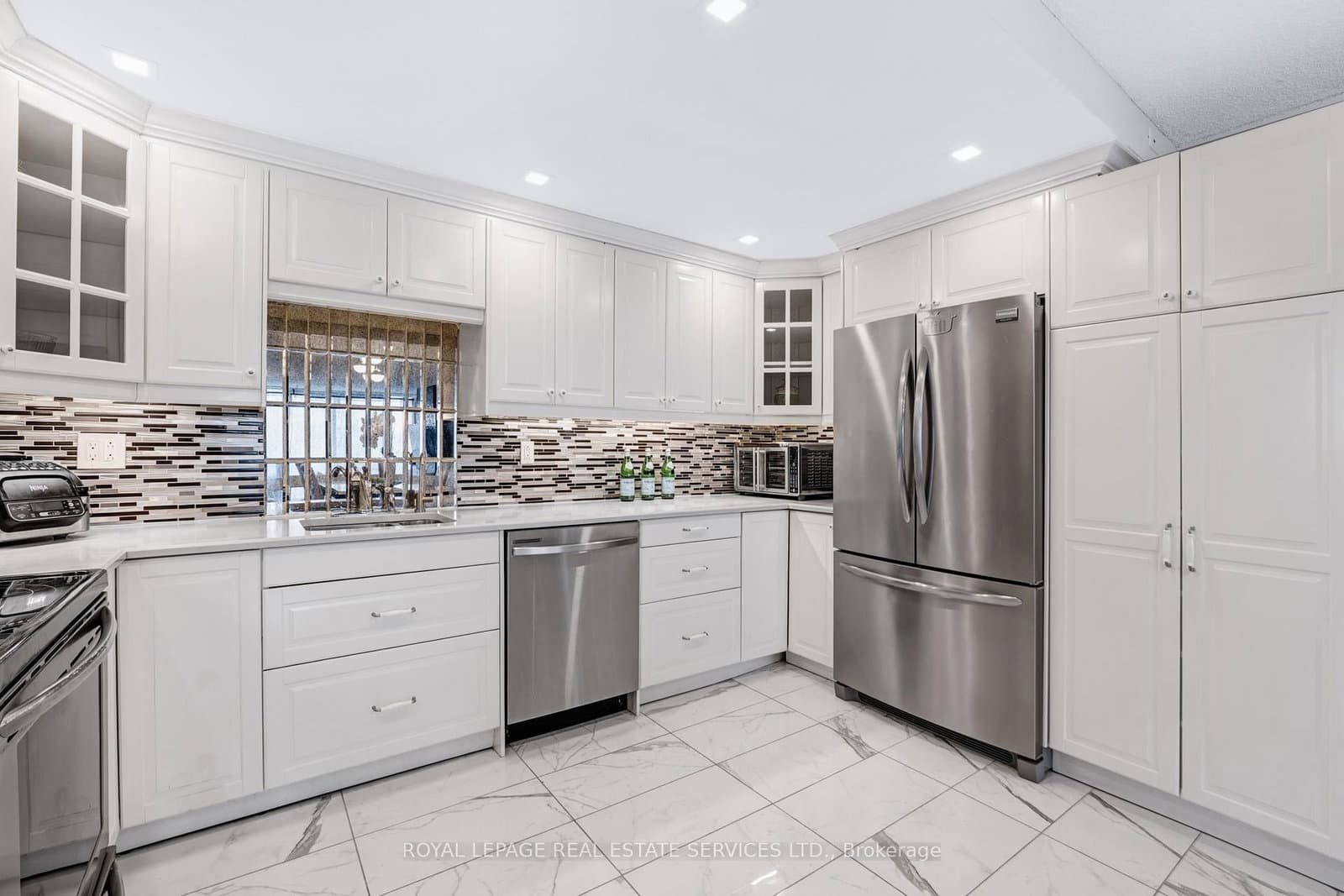 20 Speers Road, Unit 605 thumbnail 6