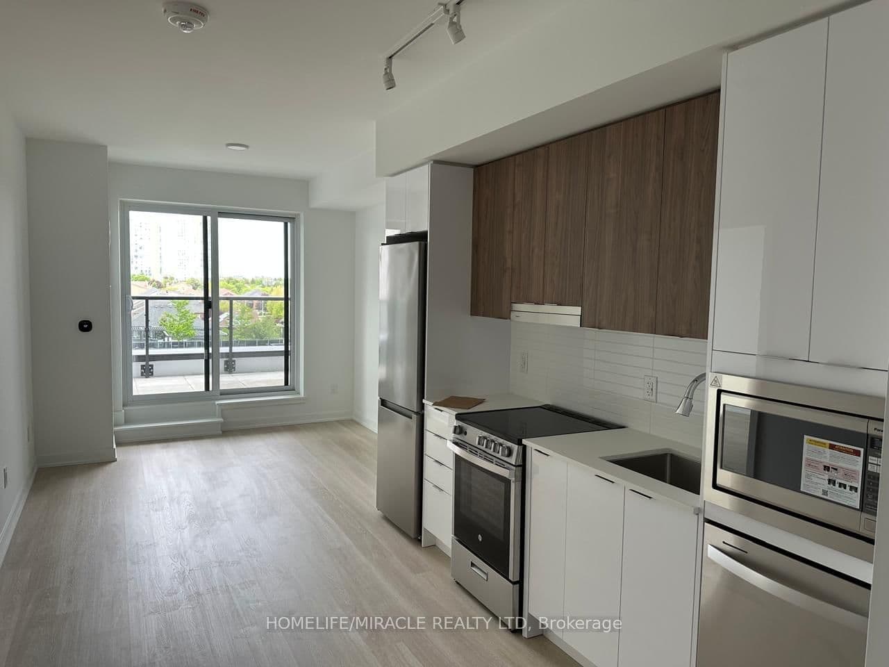 5105 Hurontario Street, Unit 523