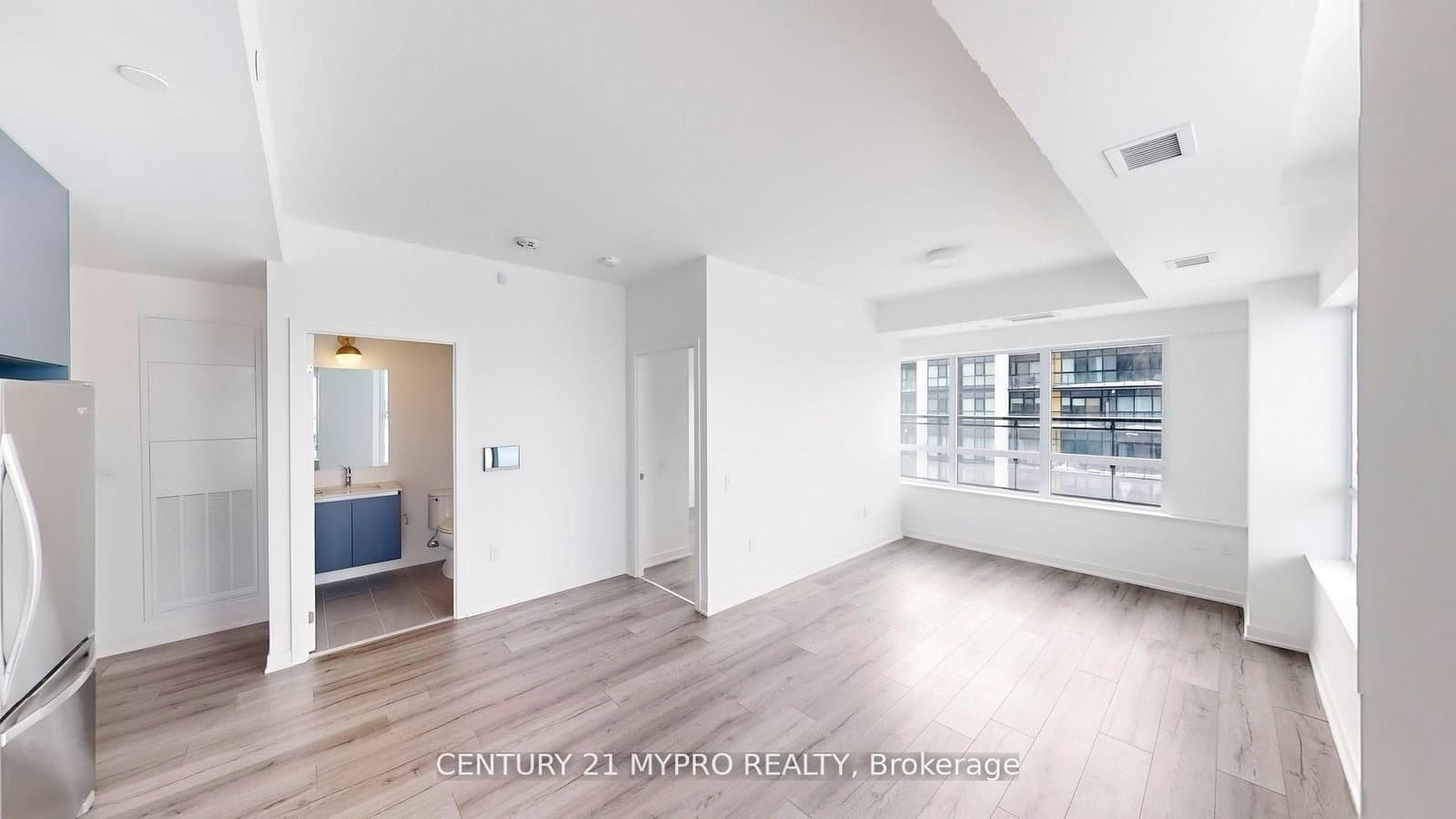 395 Dundas Street W, Unit 626 thumbnail 16