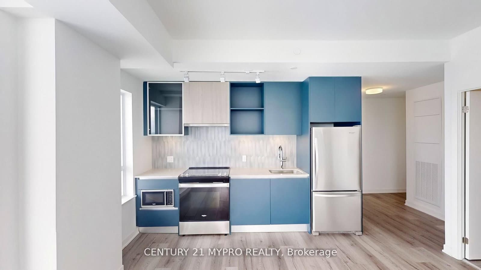 395 Dundas Street W, Unit 626 thumbnail 20