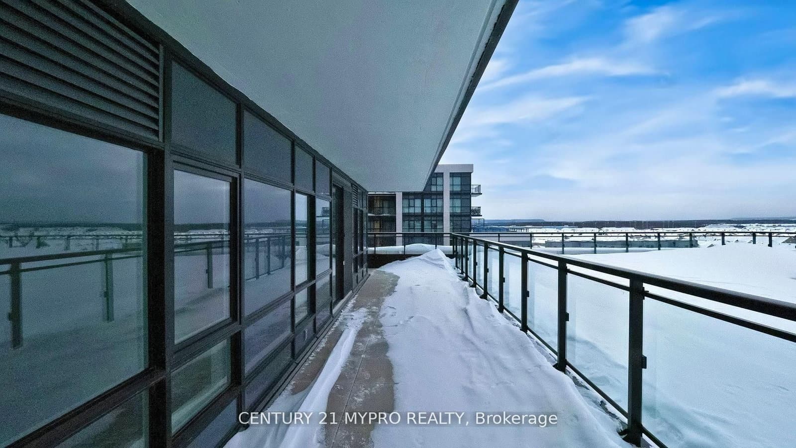 395 Dundas Street W, Unit 626 thumbnail 27
