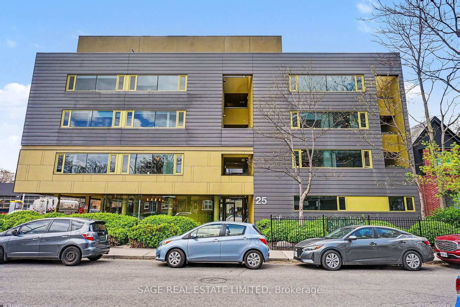 #201 - 25 Ritchie Avenue