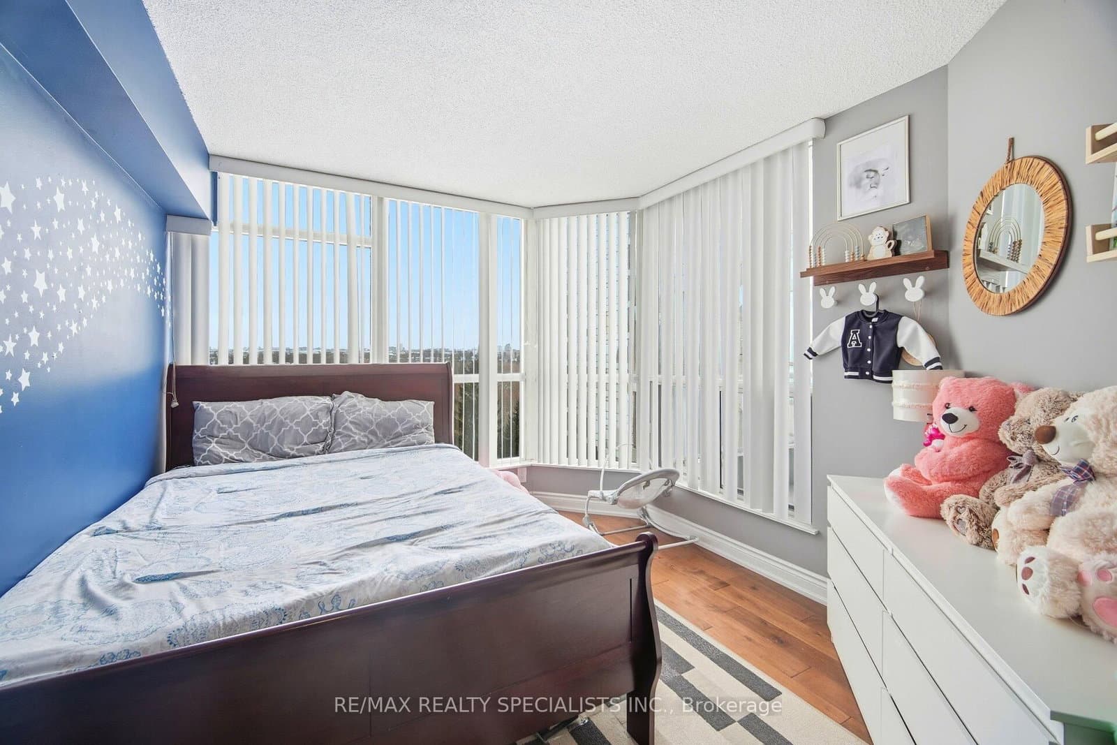 1 Rowntree Road, Unit 611 thumbnail 4