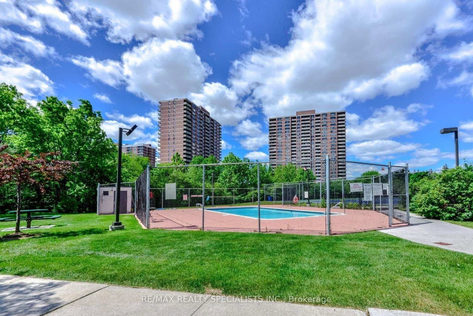 1 Rowntree Road, Unit 611 thumbnail 43