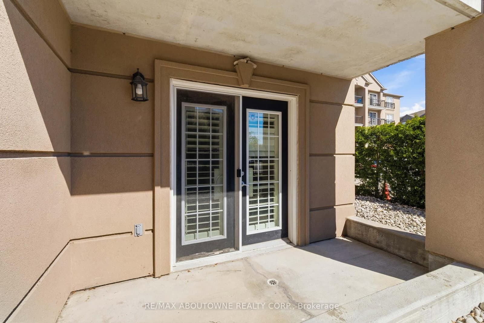 1340 Main Street E, Unit 113 thumbnail 32