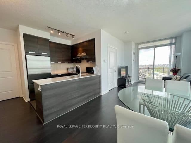 #1219 - 5033 Four Springs Avenue
