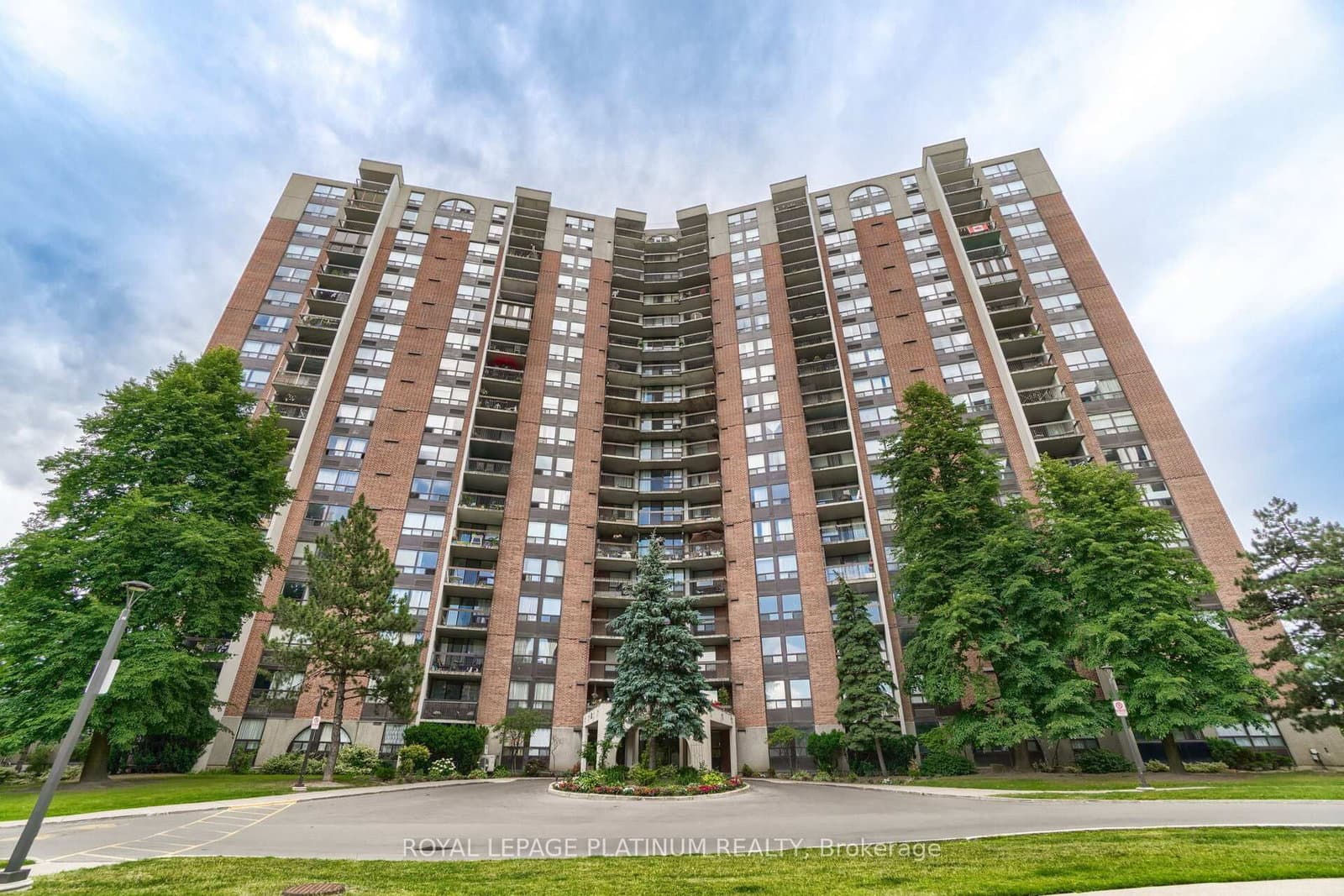 #1012 - 50 Mississauga Valley Boulevard