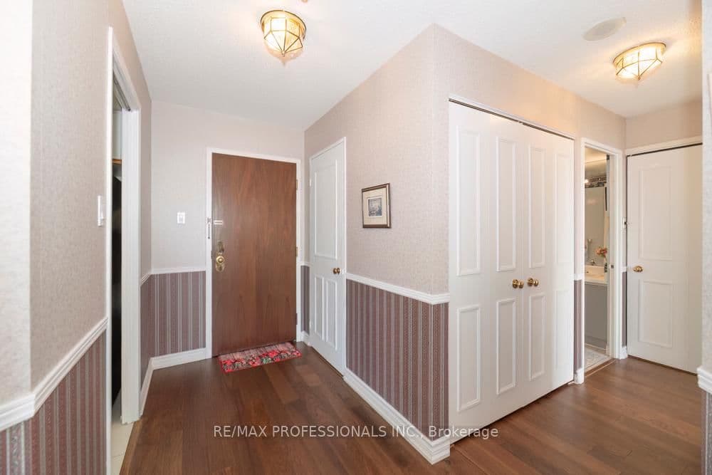 #702 - 1320 Islington Avenue