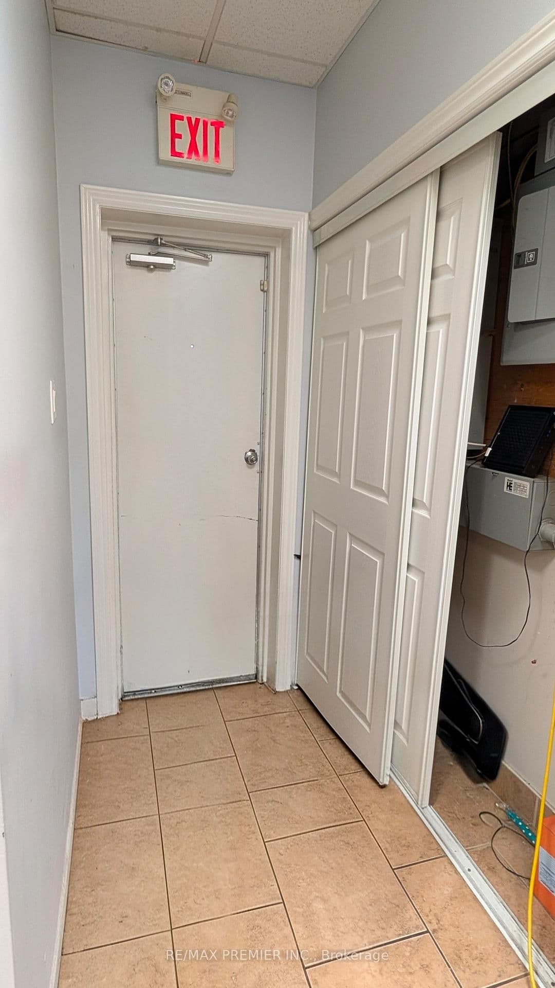 1657 Weston Road, Unit Main thumbnail 14