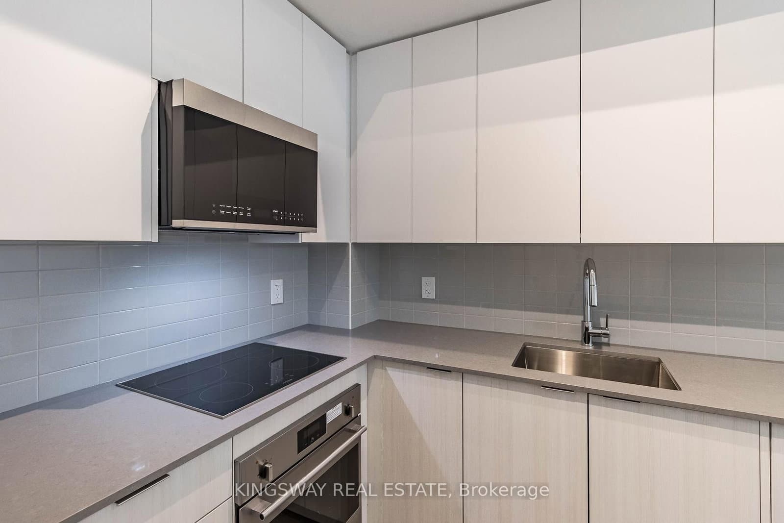 2481 Taunton Road, Unit 901 thumbnail 19
