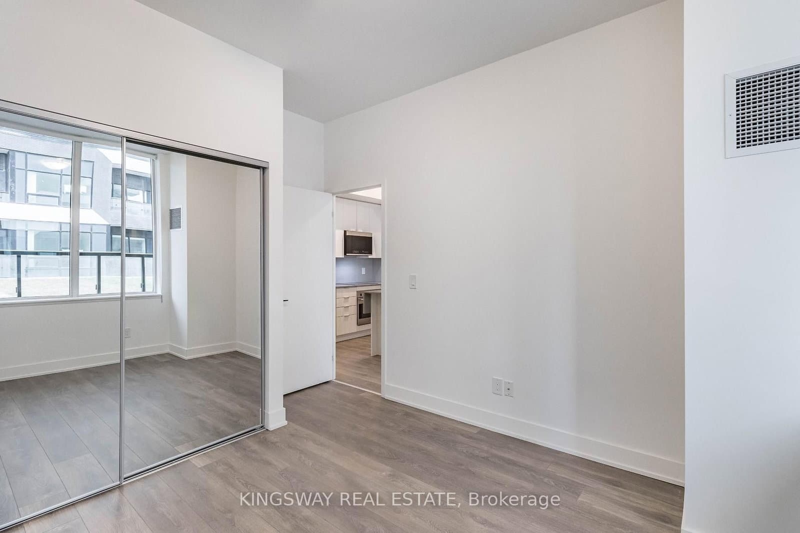 2481 Taunton Road, Unit 901 thumbnail 30