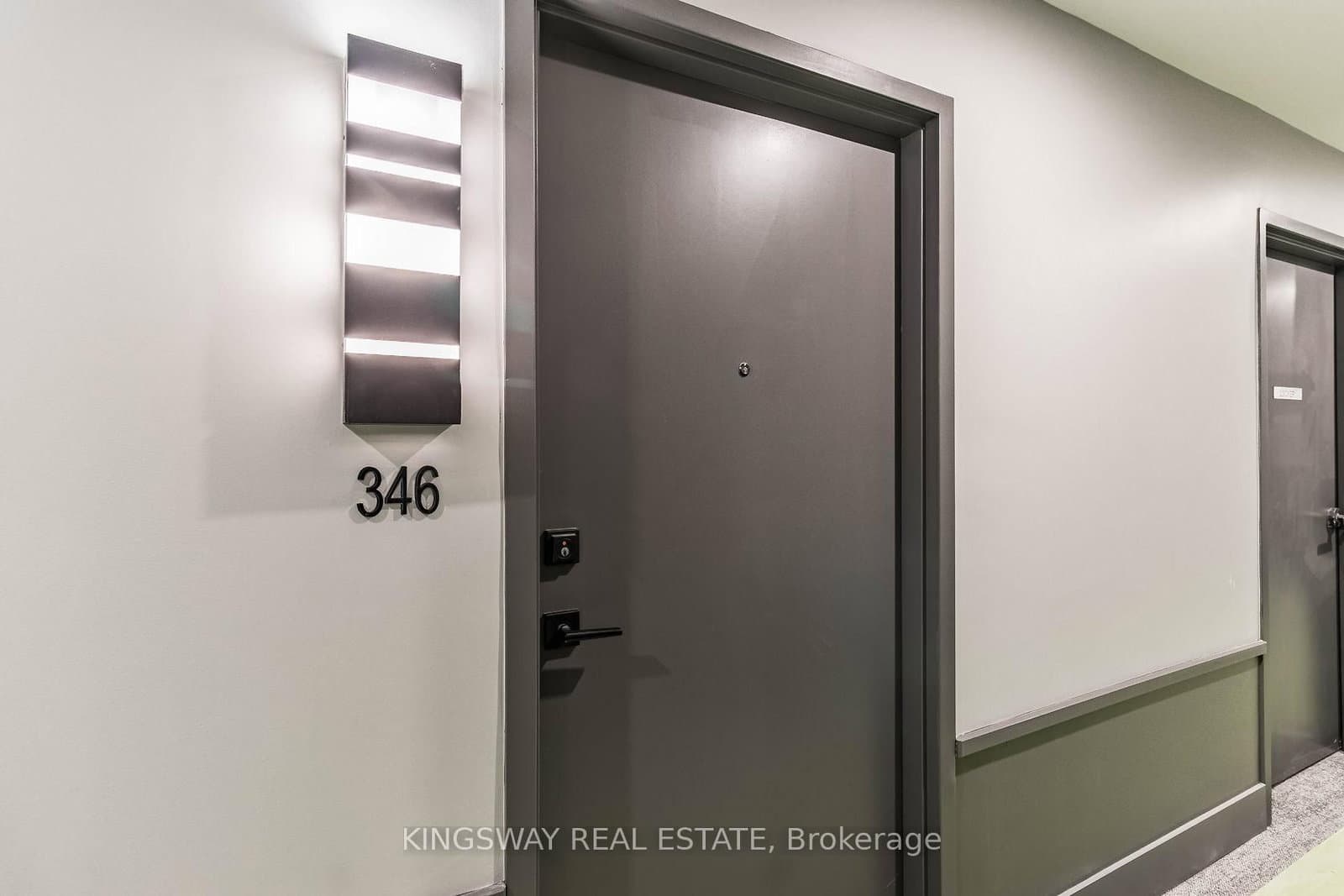 2481 Taunton Road, Unit 901 thumbnail 7