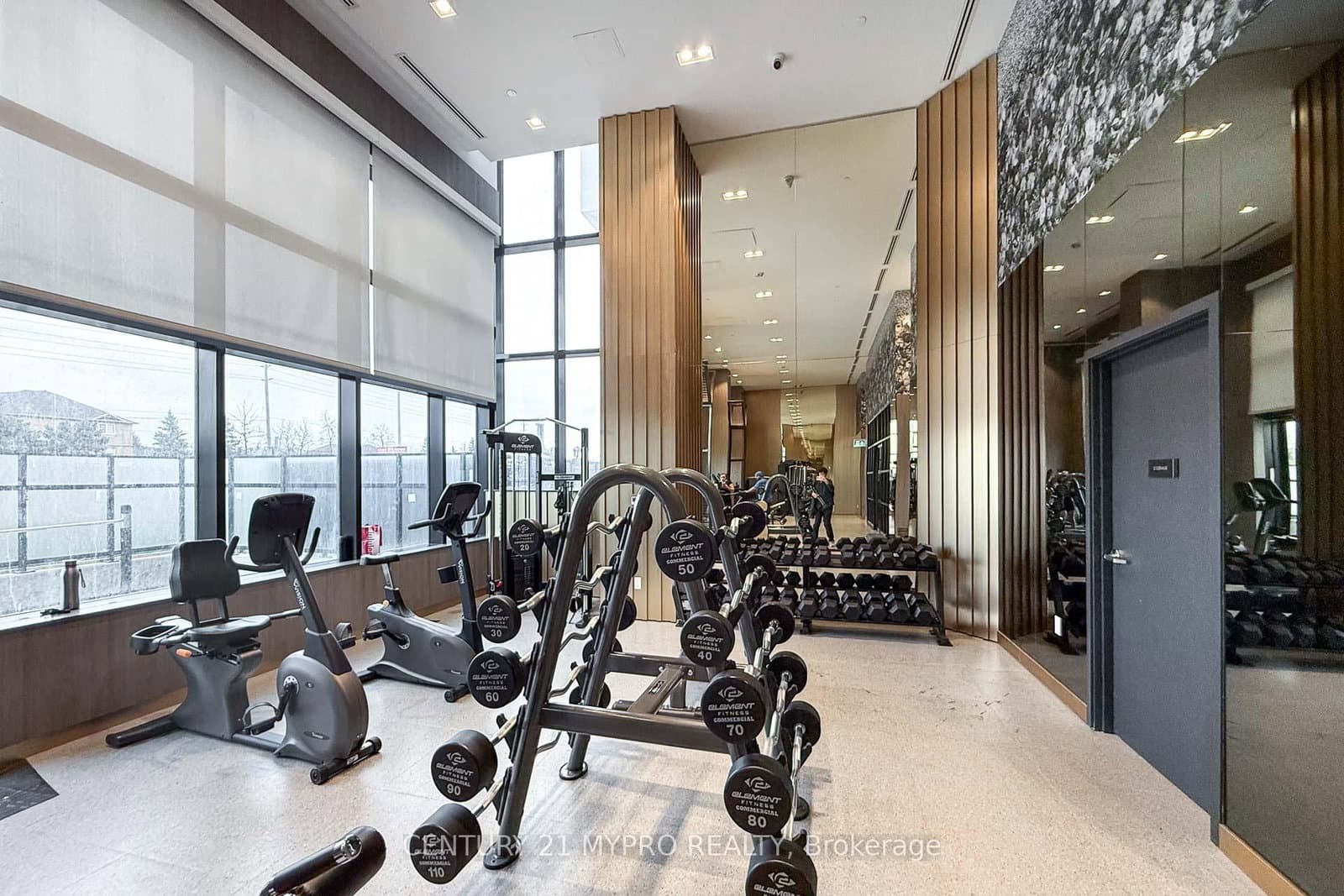 395 Dundas Street W, Unit 115 thumbnail 16