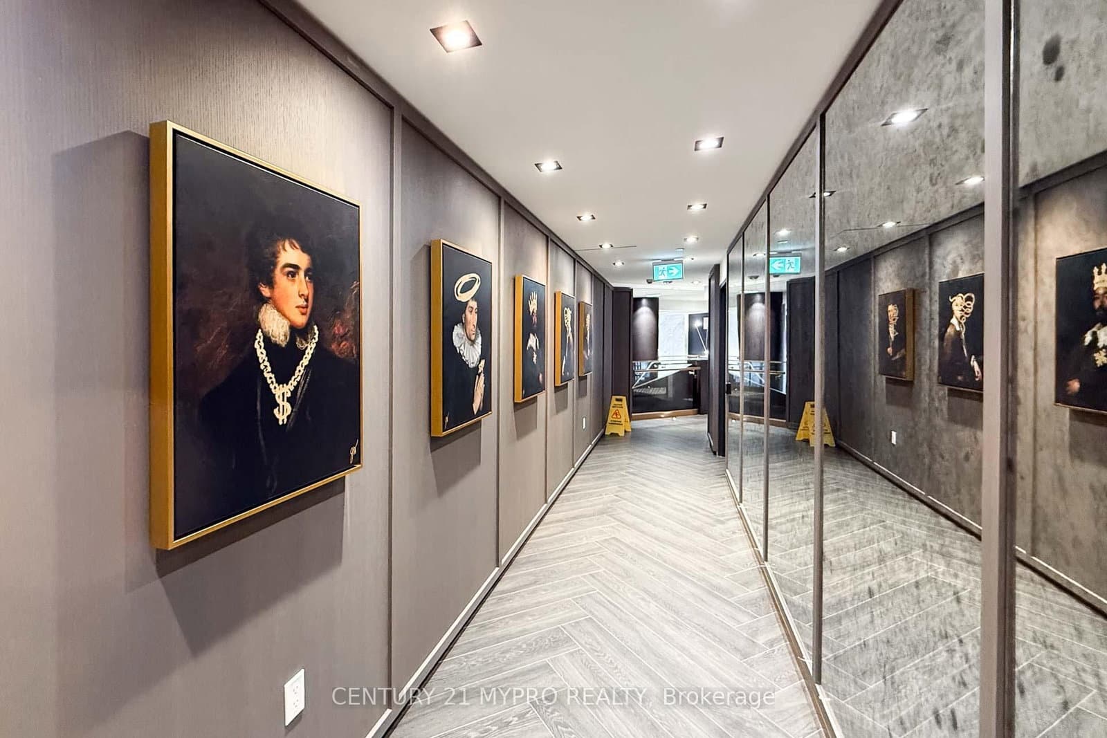 395 Dundas Street W, Unit 115 thumbnail 17