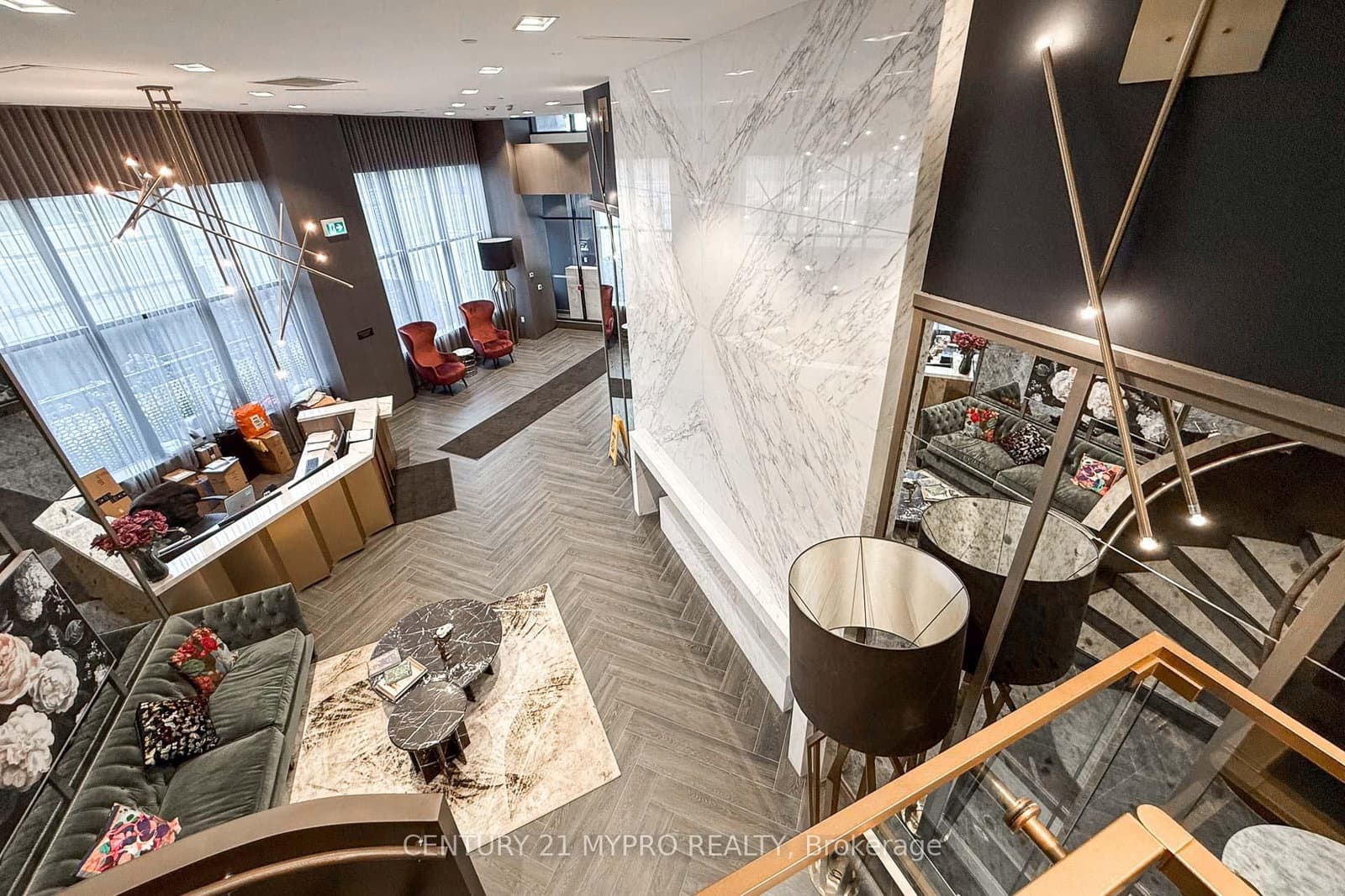 395 Dundas Street W, Unit 115 thumbnail 19