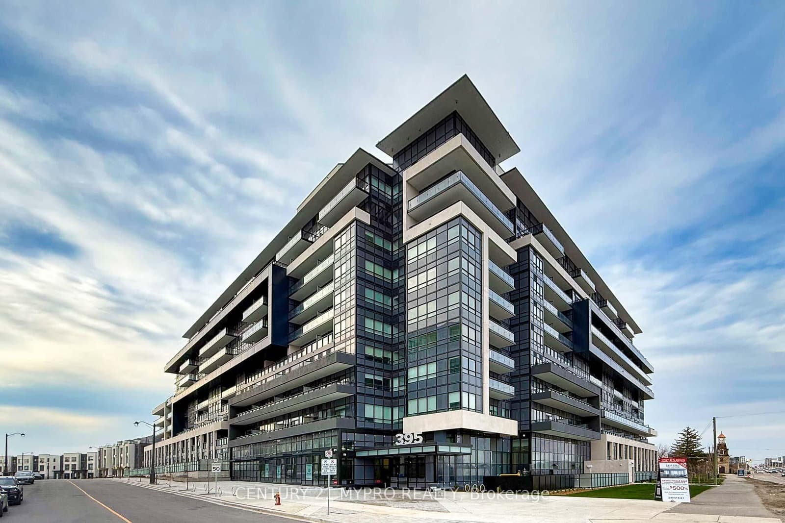 395 Dundas Street W, Unit 115 thumbnail 2
