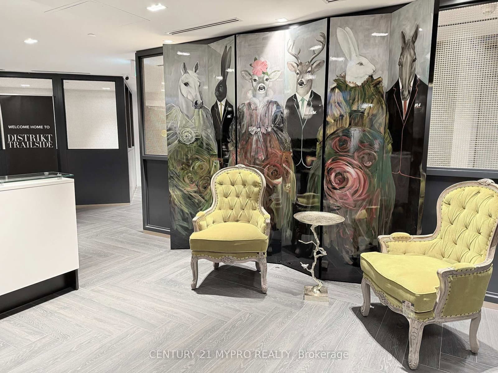 395 Dundas Street W, Unit 115 thumbnail 21