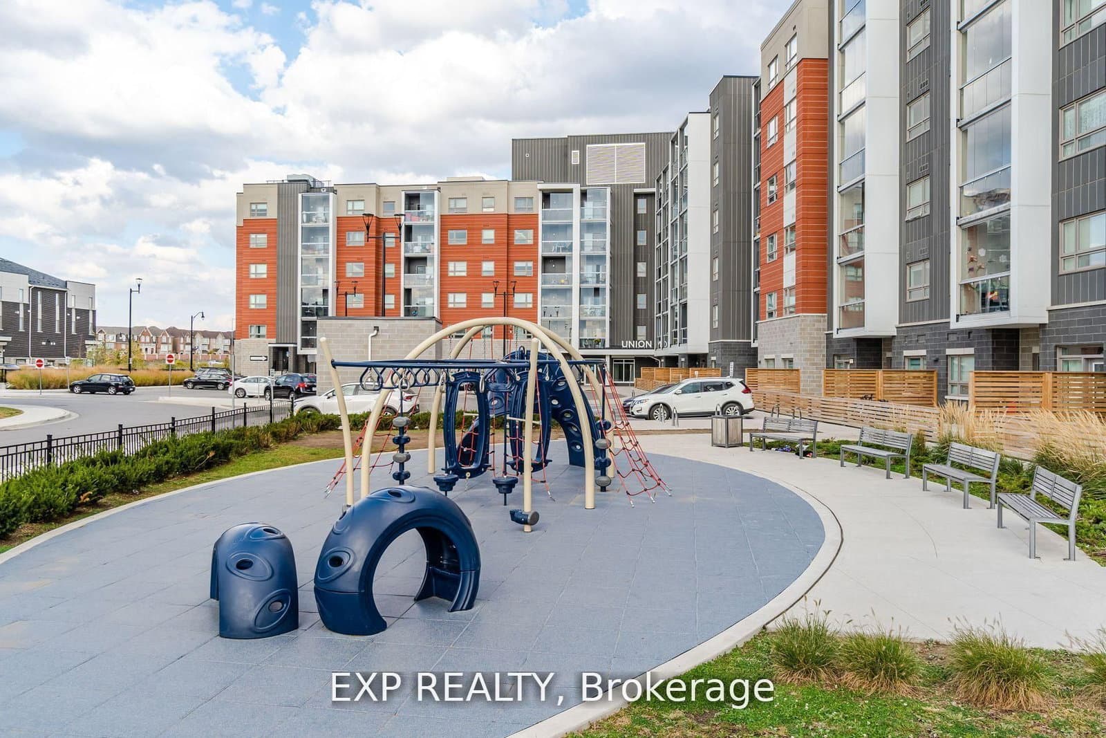 200 Lagerfled Drive, Unit 217 thumbnail 4
