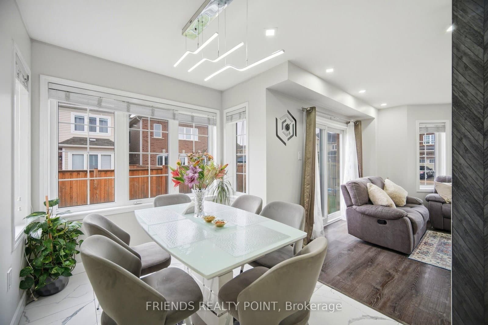 19 Donlamont Circle thumbnail 37