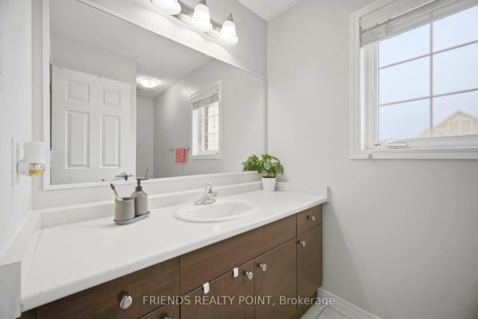 19 Donlamont Circle thumbnail 5