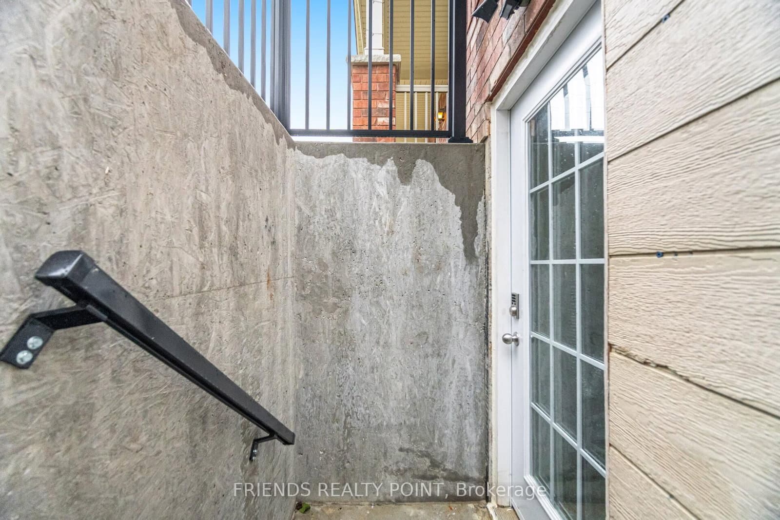 19 Donlamont Circle thumbnail 8