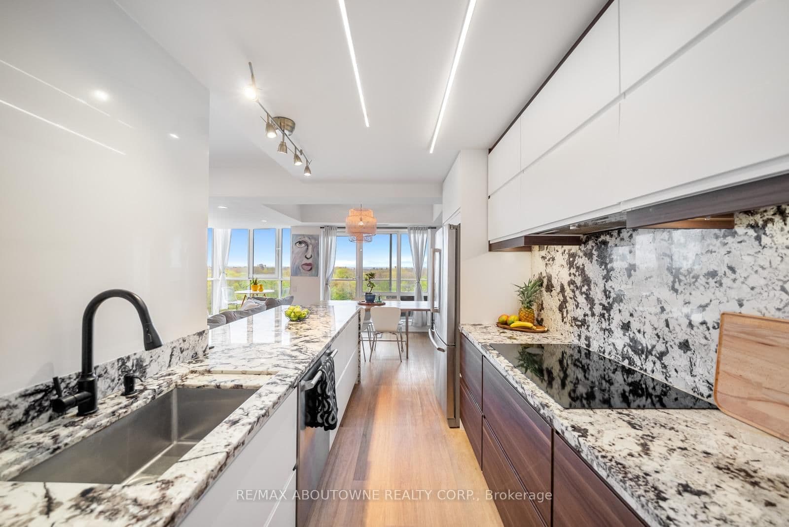 50 Old Mill Road, Unit 703 thumbnail 12