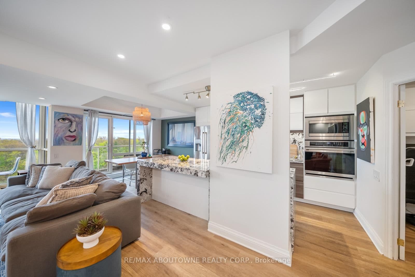 50 Old Mill Road, Unit 703 thumbnail 8
