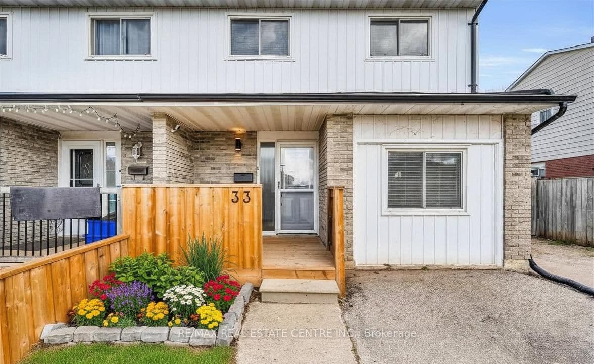 33 Fourth Avenue - Image 1