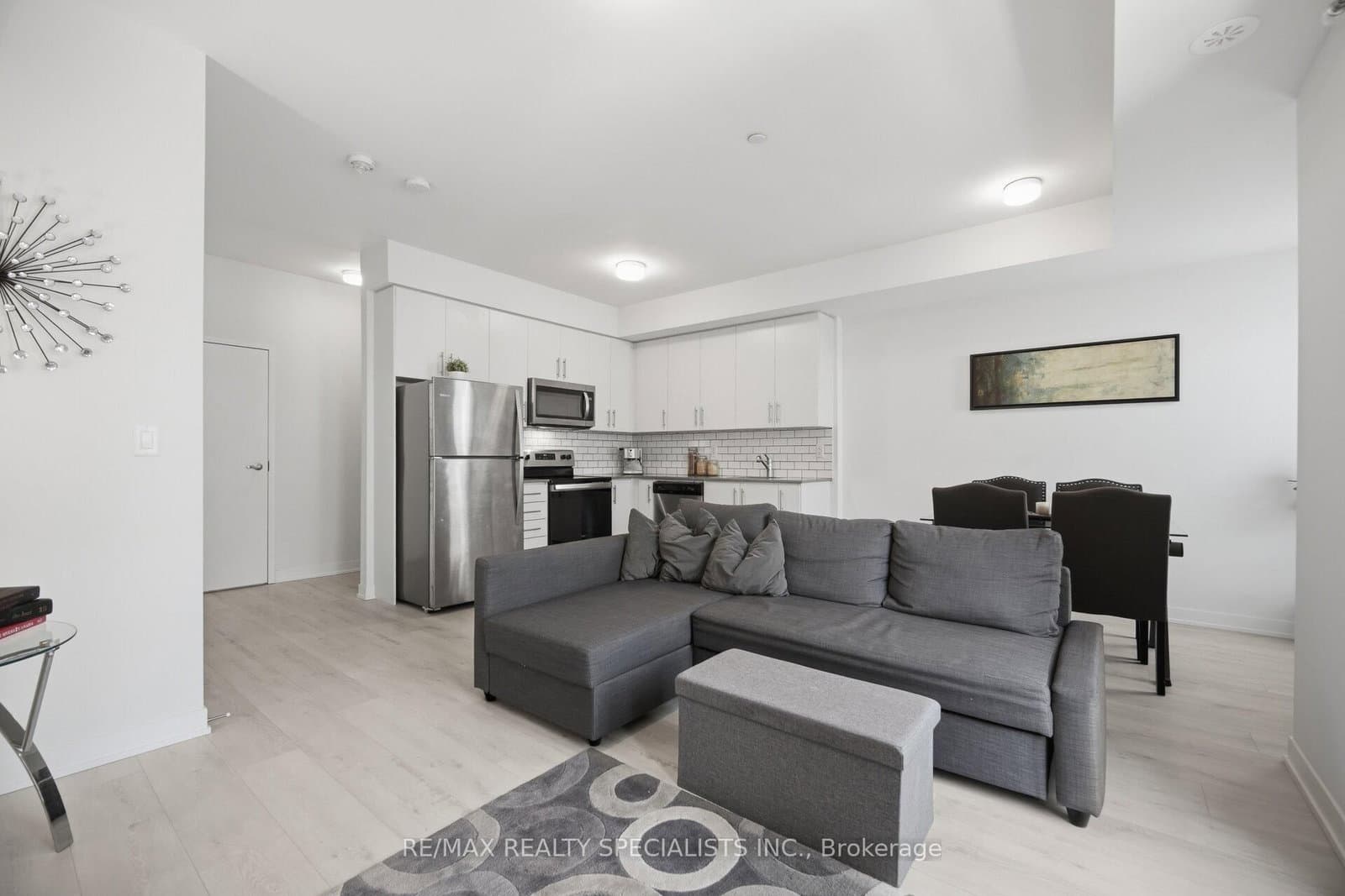 3405 Ridgeway Drive, Unit 21 thumbnail 8