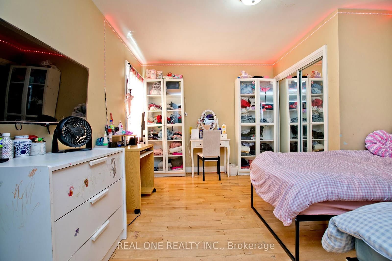 1702 Jane Street thumbnail 13