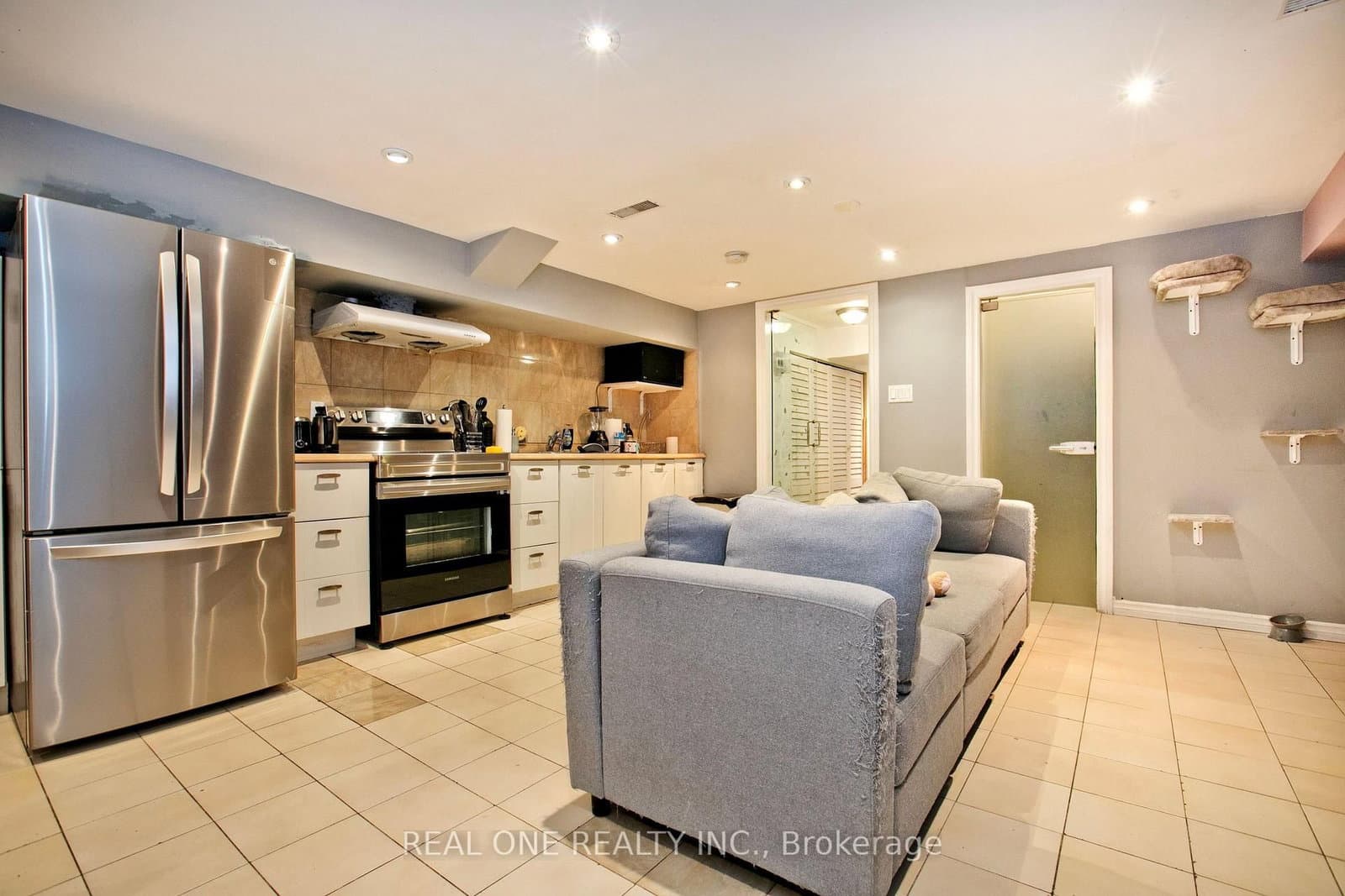1702 Jane Street thumbnail 17