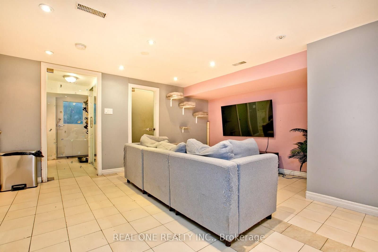 1702 Jane Street thumbnail 18
