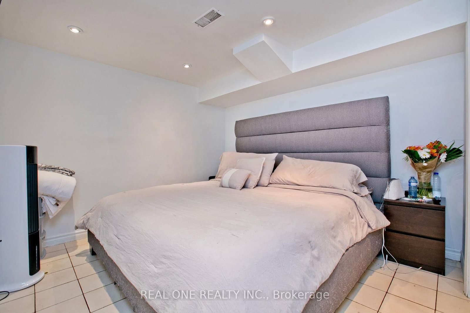 1702 Jane Street thumbnail 21