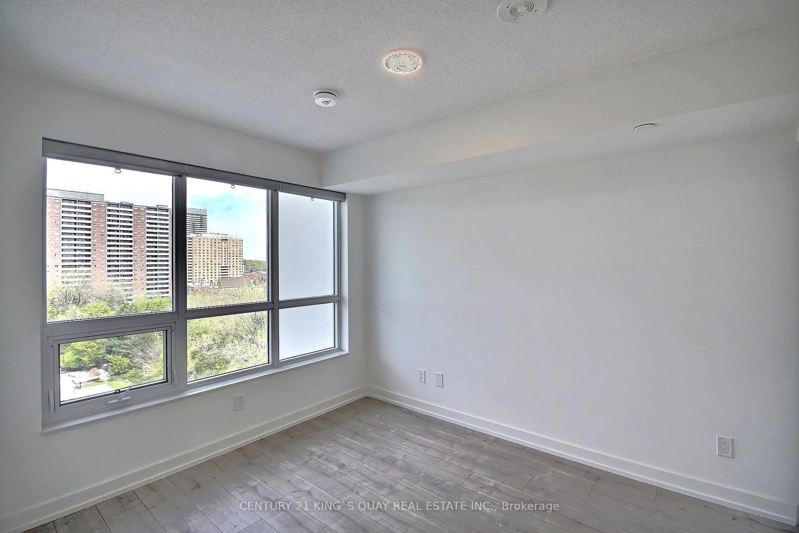 10 Wilby Crescent, Unit 907 thumbnail 13