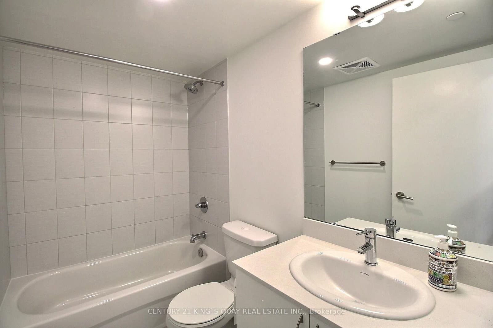 10 Wilby Crescent, Unit 907 thumbnail 15