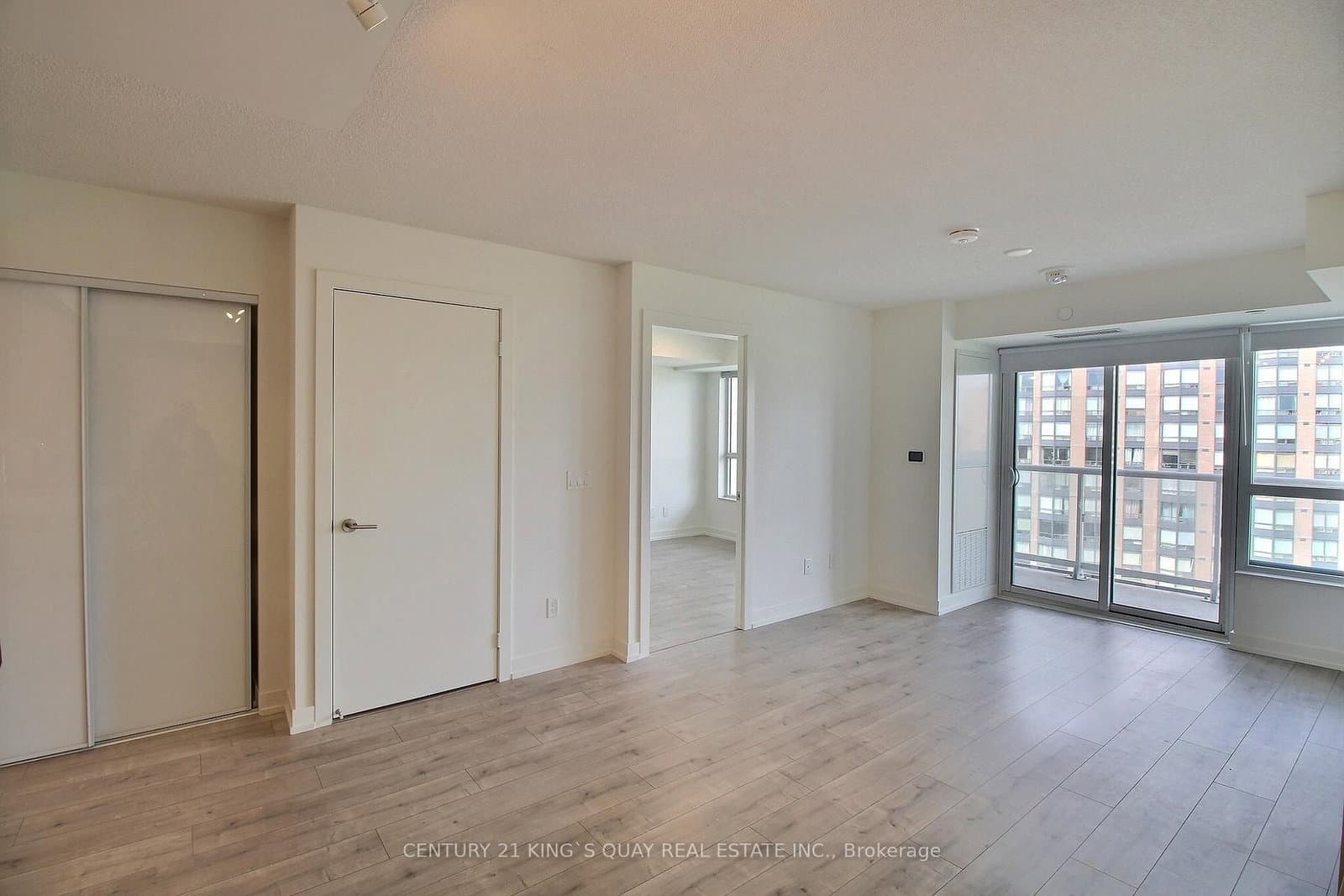 10 Wilby Crescent, Unit 907 thumbnail 7
