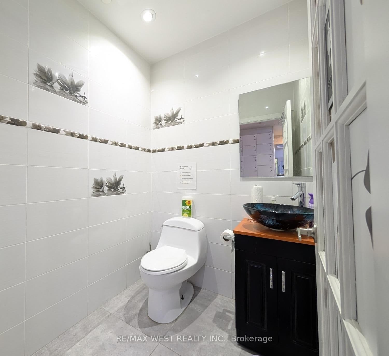 413 Keele Street thumbnail 12