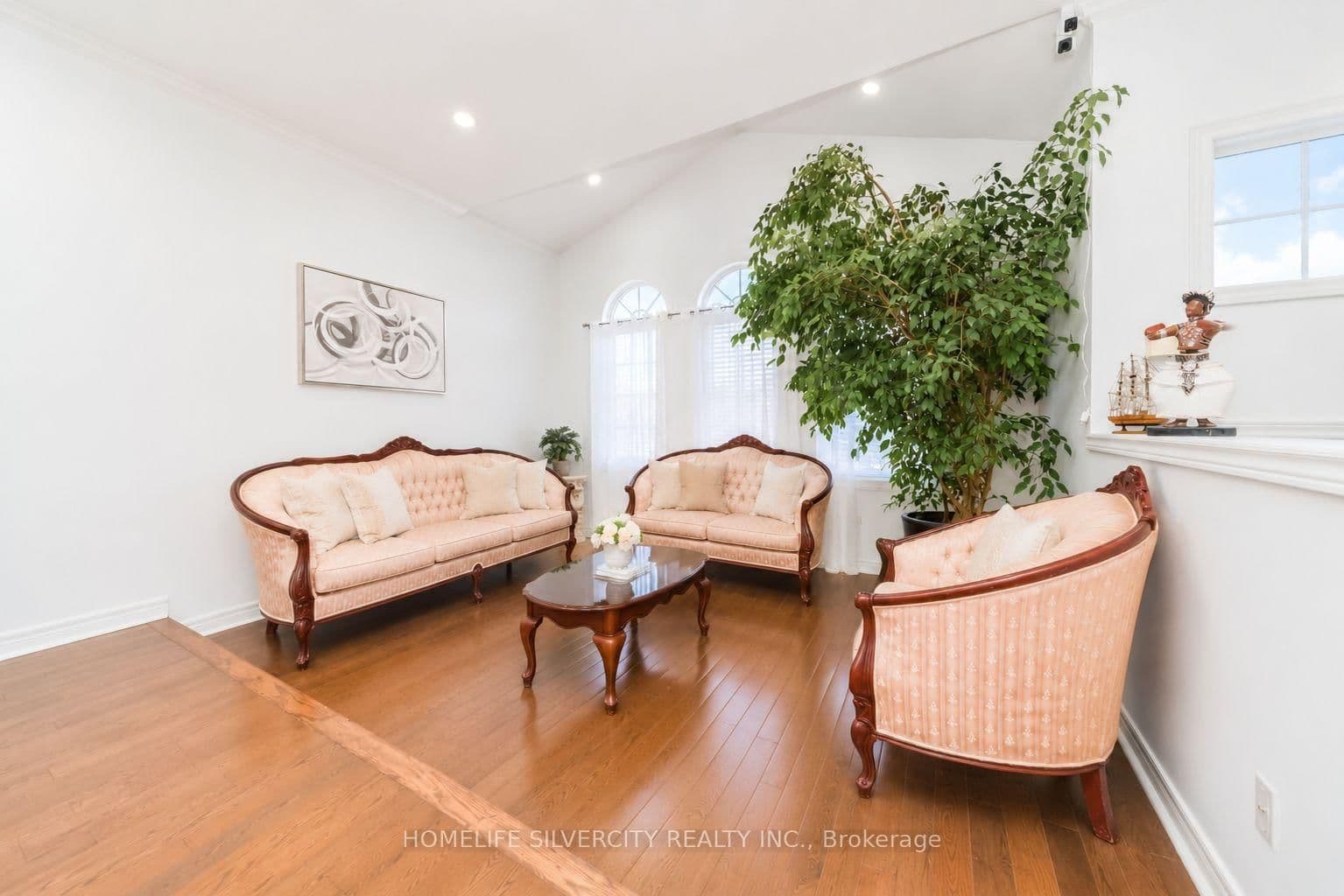 61 Pinebrook Circle thumbnail 12