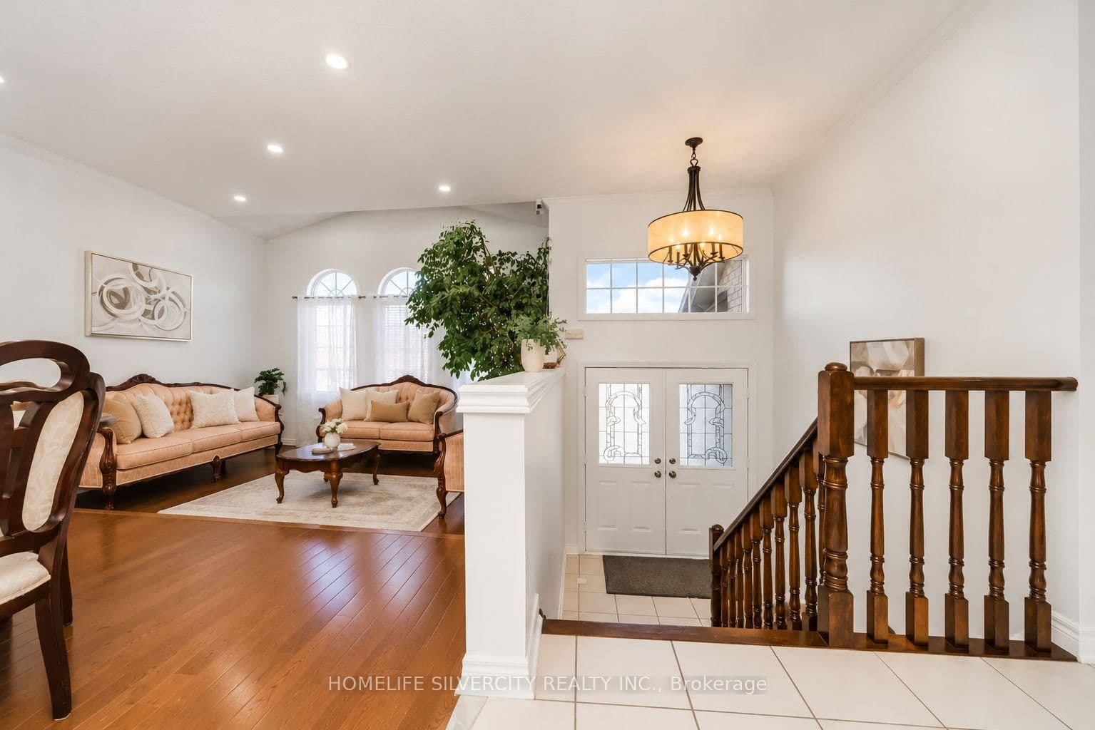 61 Pinebrook Circle thumbnail 9