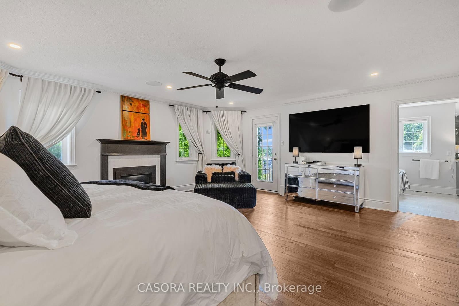 2147 Berwick Drive thumbnail 18