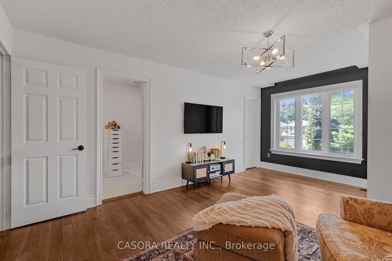 2147 Berwick Drive thumbnail 23