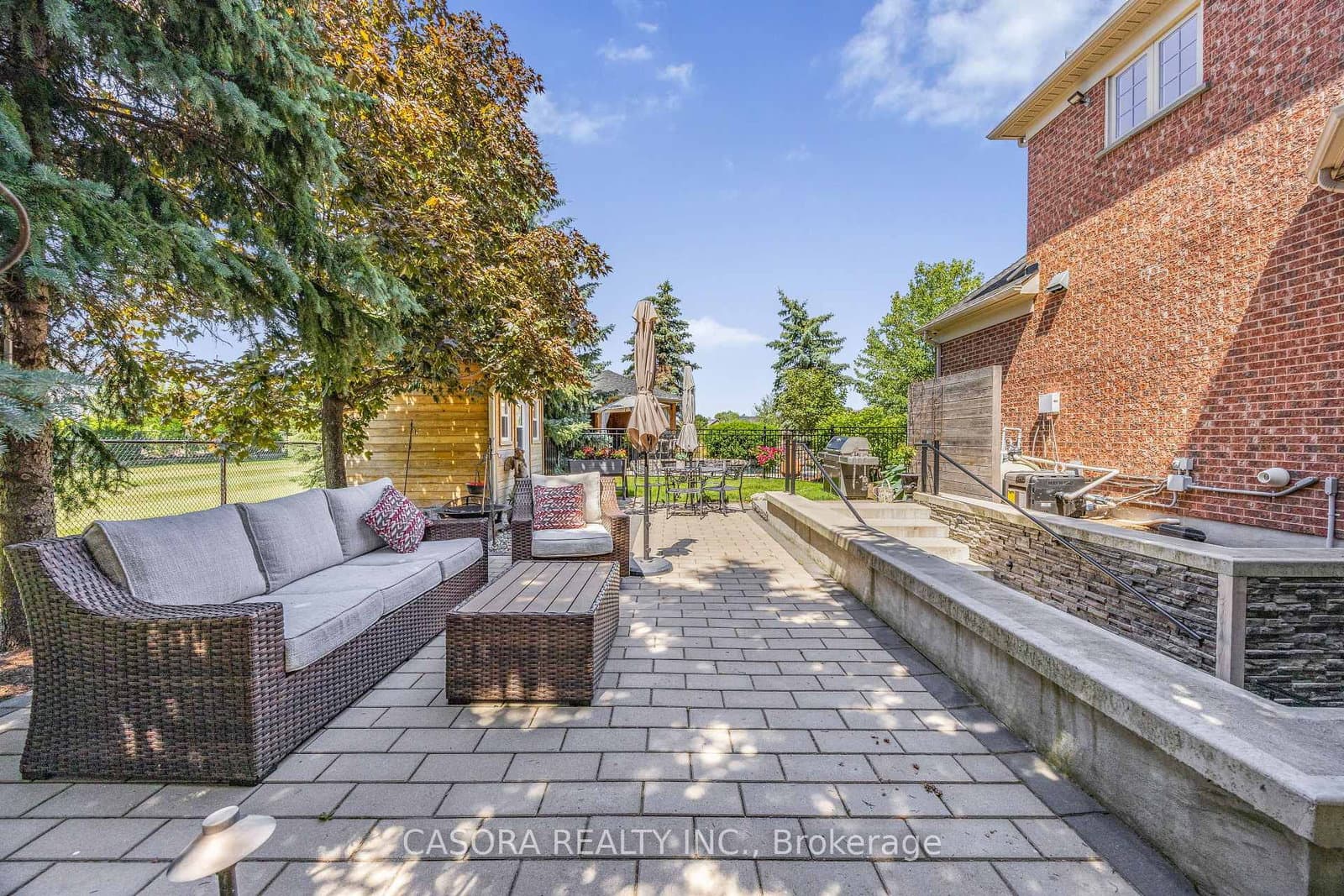 2147 Berwick Drive thumbnail 35