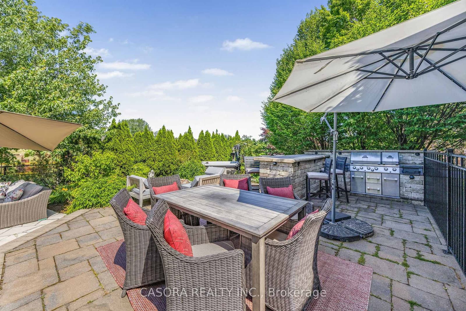 2147 Berwick Drive thumbnail 40